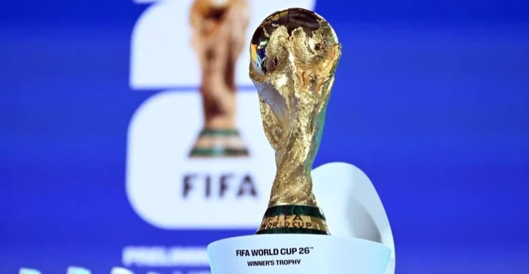 “خاتم-التتويج”-يدخل-تاريخ-كأس-العالم-لأول-مرة-قبل-نهائي-إسبانيا-والأرجنتين