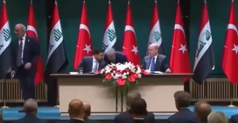 بعد-حادثة-“ليش-ما-وقعت؟”.-وزير-النقل-العراقي-يرد:-ملابسات-فنية-ولا-داعي-للمزايدات