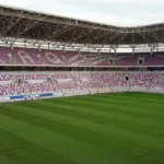 الجوية-والطلبة-مهددان-بغرامة-مالية-أثر-غياب-ملعب-المدينة-بانطلاق-دوري-النجوم