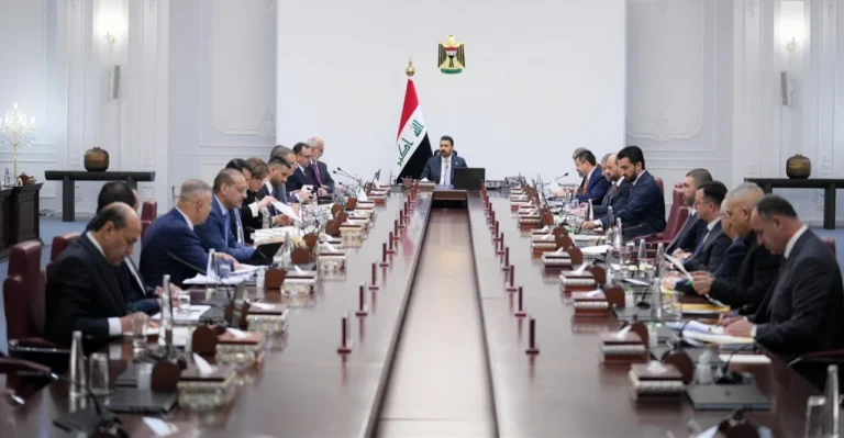 الحكومة-العراقية-تصدر-قرارات-بملفات-المال-والطاقة