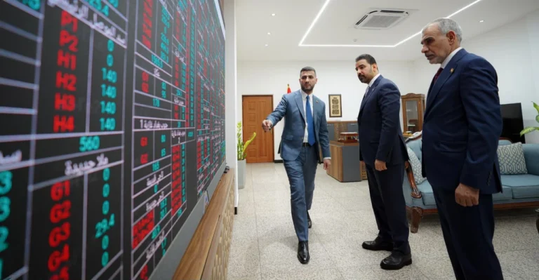 إعفاء-مدير-عام-في-وزارة-الكهرباء-بسبب-“الفشل”-في-أداء-واجباته-(وثيقة)