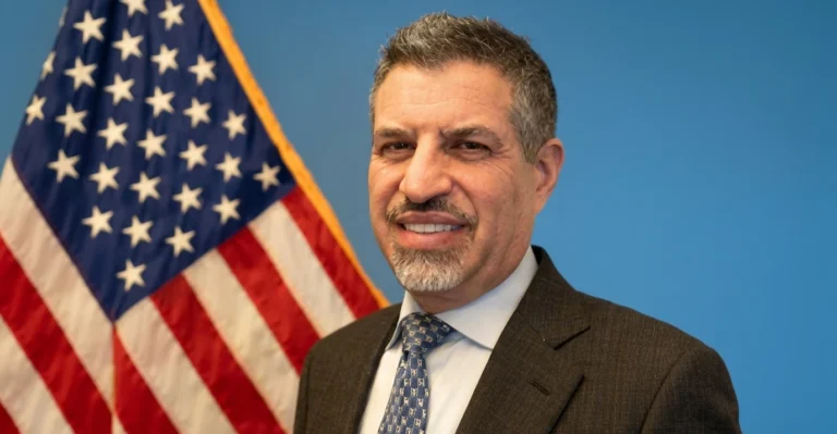 ستيفن-فاجن-يعود-إلى-بغداد-قائماً-بالأعمال-الأميركي