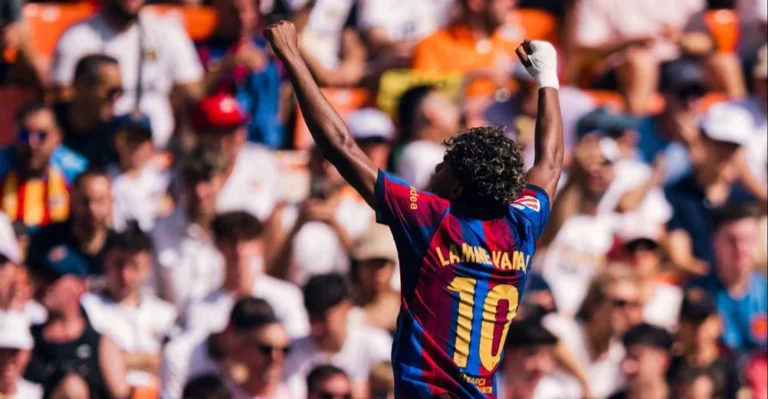 برشلونة-يمطر-شباك-فالنسيا-بخماسية-نظيفة-ويواصل-التحليق-في-صدارة-الليغا