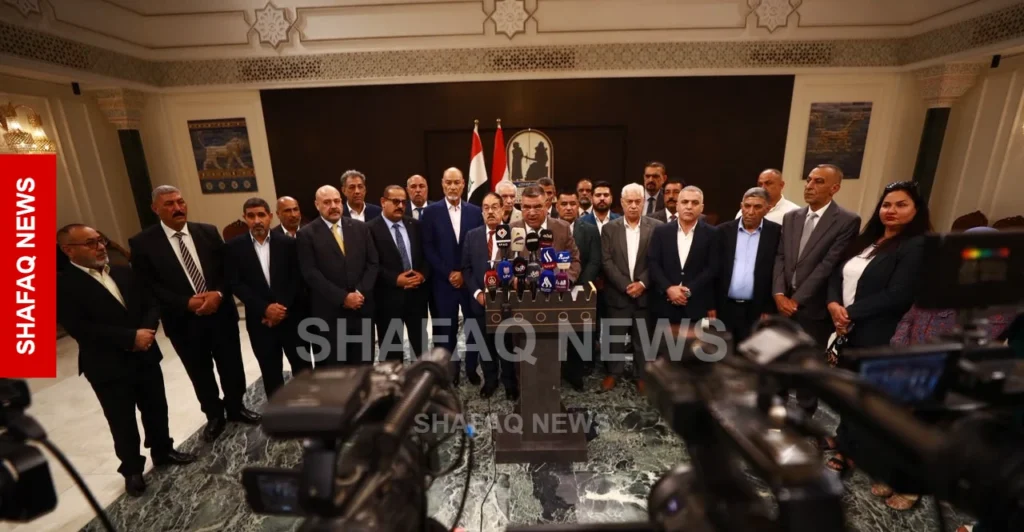 14-محافظة-تبحث-في-بابل-تطبيق-توحيد-الموقف-النقابي-وحماية-حقوق-العمال-(صور)