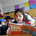 العام-الدراسي-يقترب-والمدارس-بلا-كتب.-التربية-النيابية-تستدعي-مسؤولي-الوزارة