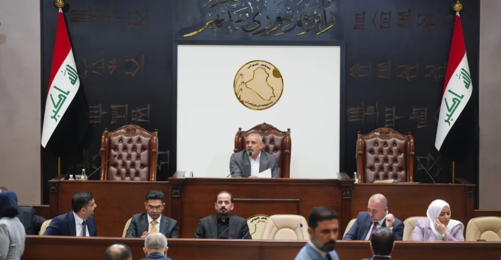 تقليل-الغرامات-وتمديد-السنوية-لـ10-سنوات-وتنظيم-“التوك-توك”.-حراك-نيابي-لتعديل-قانون-المرور