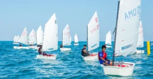 لاعبة-عراقية-تتوج-بذهبية-البطولة-العربية-للشراع-في-جدة