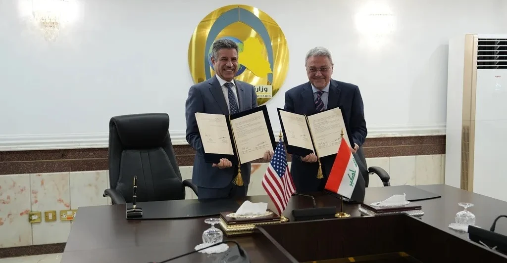العراق-وأميركا-يوقعان-اتفاق-تسليم-موقع-الدعم-الدبلوماسي-في-مطار-بغداد