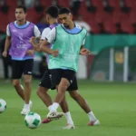 أرنولد-يغلق-تدريبات-العراق-استعداداً-للسعودية