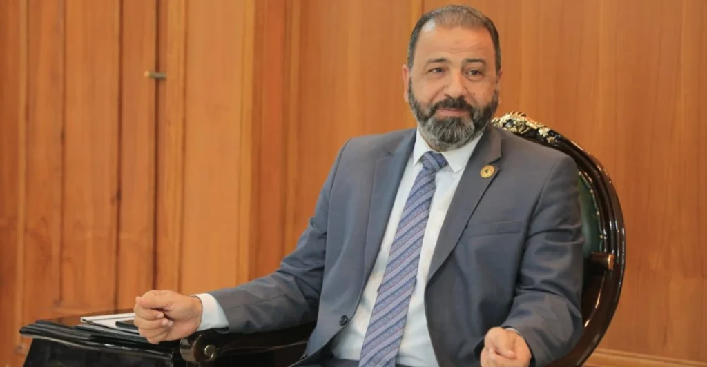 المعموري:-أغلب-المعترضين-على-رفع-سعر-الدولار-يعلمون-به-مسبقاً-وحققوا-فوائد-كبيرة