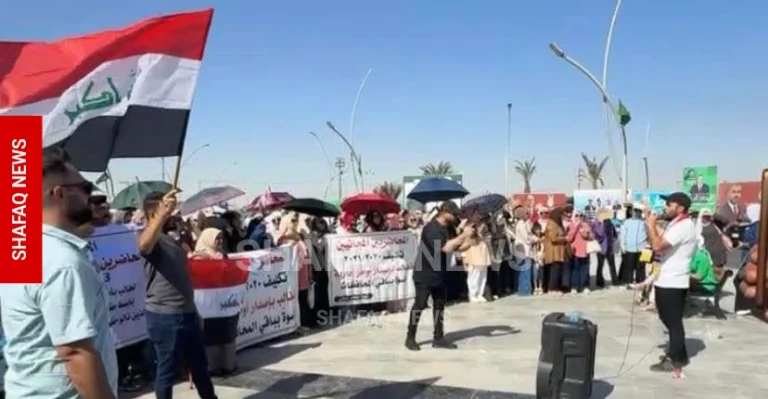 تظاهرة-للمحاضرين-المجانيين-أمام-مبنى-محافظة-كركوك-لحسم-ملفهم-الوظيفي