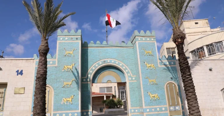مشادة-داخل-السفارة-العراقية-في-عمّان-تنتهي-باستدعاء-الشرطة.-والسفير-يوضح