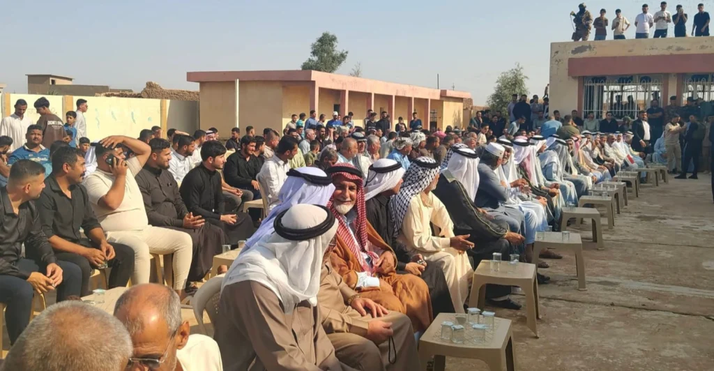 عودة-عوائل-نازحة-إلى-قرية-في-آمرلي-بالتنسيق-مع-القيادات-الأمنية