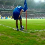 “حاولت-الاختباء-خجلاً”.-أرضية-ملعب-المدينة-تحرج-أبو-طبر-أمام-لاعبي-باختاكور