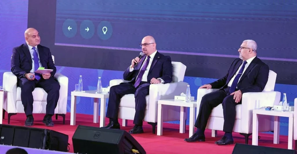 التخطيط-تطالب-بربط-مخرجات-التعليم-بسوق-العمل.-والتعليم-تثير-قضية-آلية-الامتحانات-ومعدل-الـ-99
